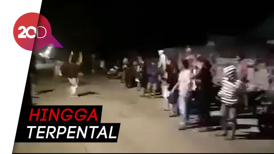 Ngeri! Joki Balap Liar Tabrak Penonton di Mojokerto