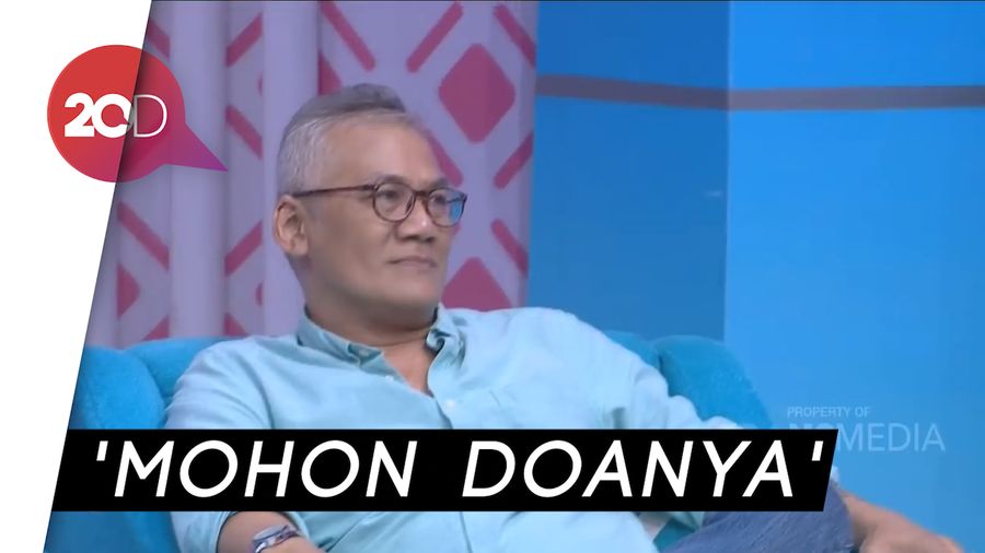 Tio Pakusadewo Dikabarkan Masuk Rumah Sakit karena Stroke