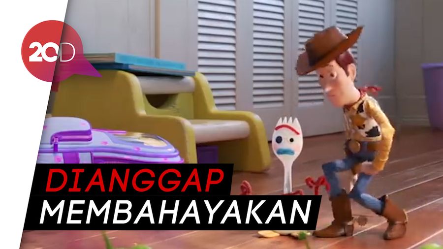 Disney Tarik Boneka Forky Toy Story 4 dari Pasaran