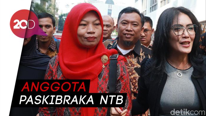 Baiq Nuril Ingin Lihat Anaknya Kibarkan Merah Putih