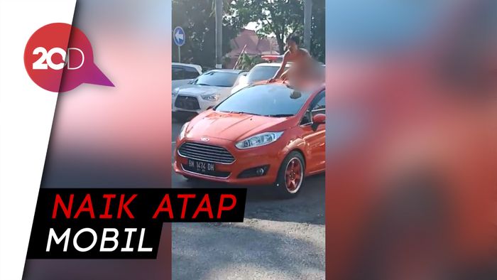 Pria Bertelanjang Bulat Bikin Heboh Warga Riau