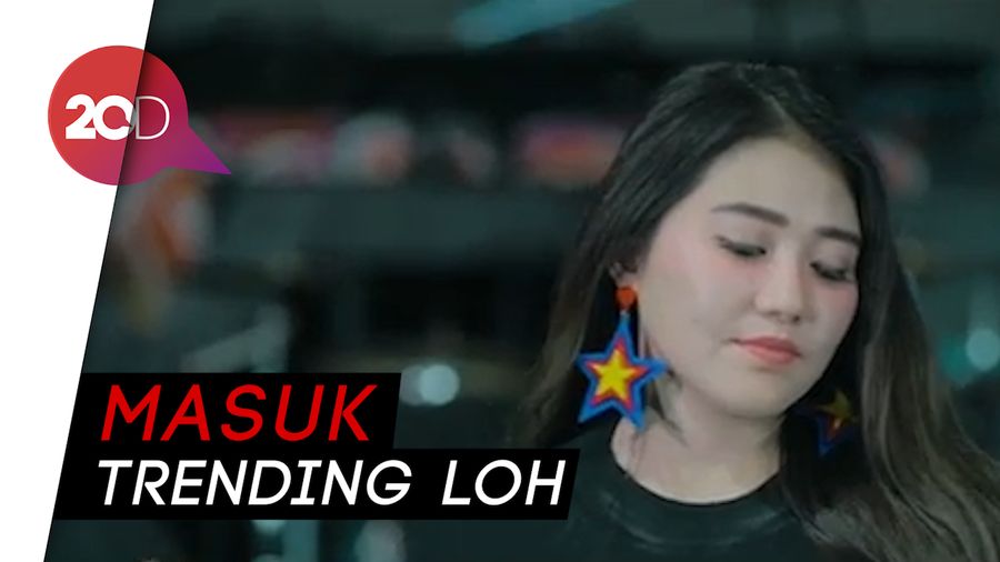 Wiw! Via Vallen Cover Lagu Senorita Versi Koplo