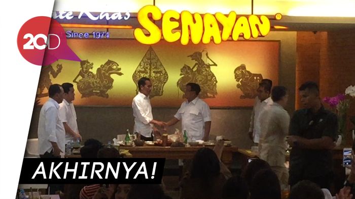 Momen Pertemuan Jokowi-Prabowo, Naik MRT hingga Makan Siang