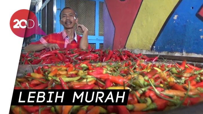 Harga Melambung, Konsumen Pilih Beli Cabai Tanpa Biji