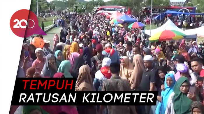 Tiket Pesawat Mahal, Calon Jemaah Haji Pasangkayu ke Makassar Naik Bus
