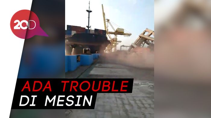 Penjelasan Syahbandar soal Insiden Kapal Tabrak Crane di Semarang