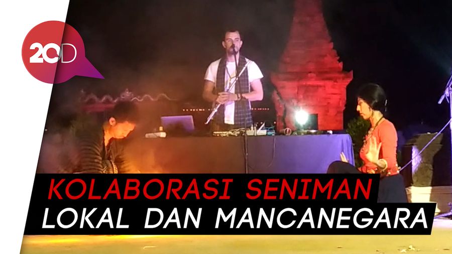 Melihat Indahnya Gelaran Purnama Seruling Penataran di Candi Palah