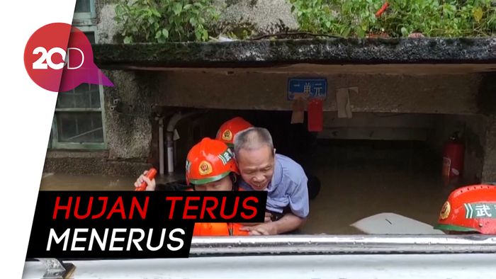 21.000 Orang Dievakuasi Akibat Banjir di Ghuanxi