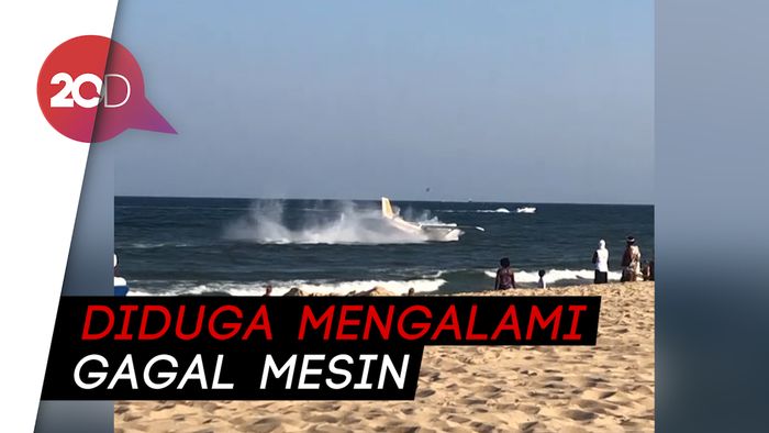Detik-detik Pesawat Mendarat Darurat di Pantai Maryland AS