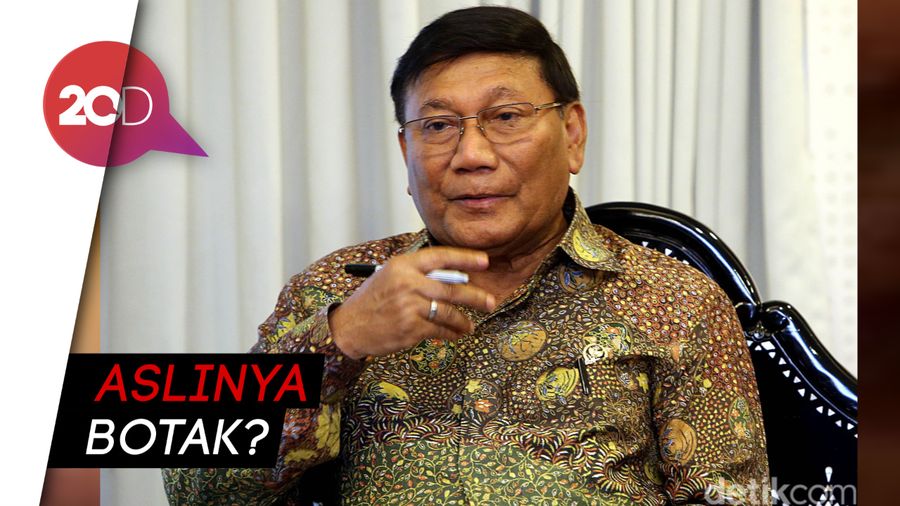 Farouk Penggugat Foto Kelewat Cantik, Disebut Pakai Rambut Palsu