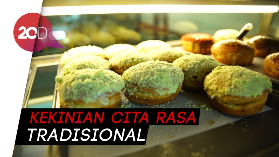 Hits! Donat Kekinian Rasa Klepon dan Es Pisang Ijo