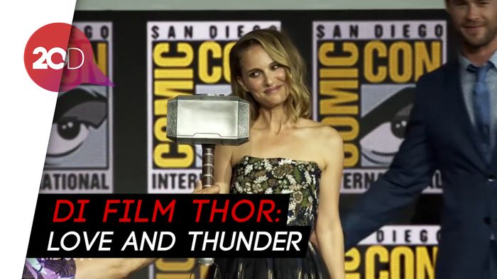 Mantap! Natalie Portman jadi Thor Perempuan