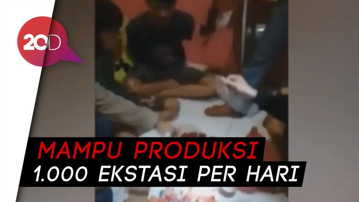 Polisi Gerebek Rumah Produksi Ekstasi di Bogor, 3 Orang Dibekuk