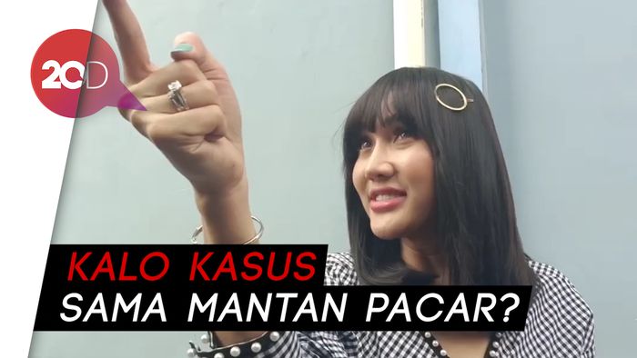 Minta Repvblik Minta Maaf, Lucinta Luna: Gentleman Dong!