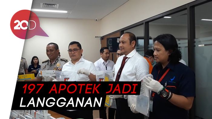 Polisi Bongkar Pabrik Obat Palsu, Omsetnya Rp 400 Juta
