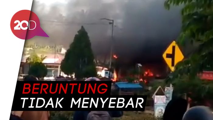 Video Mobil Terbakar di SPBU Konawe Selatan