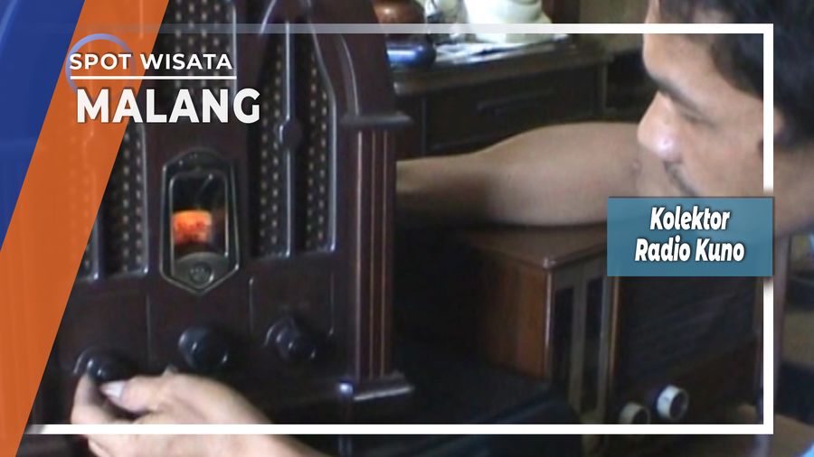 Kolektor Radio Kuno di Malang  