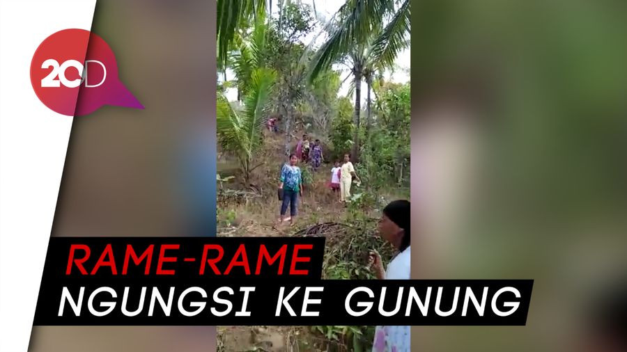 Takut Ada Tsunami, Ratusan Warga di Banyuwangi Ngungsi ke Gunung