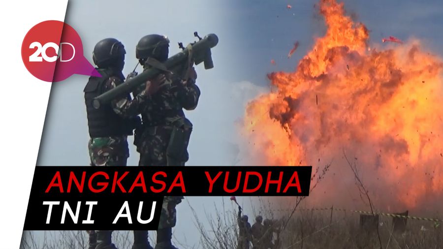 Pesawat Tempur TNI AU Terlibat Pertempuran Sengit di Langit Lumajang  