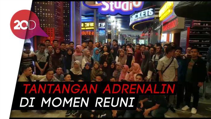 150 Alumni CT Arsa Piknik Edukatif di Trans Studio Cibubur
