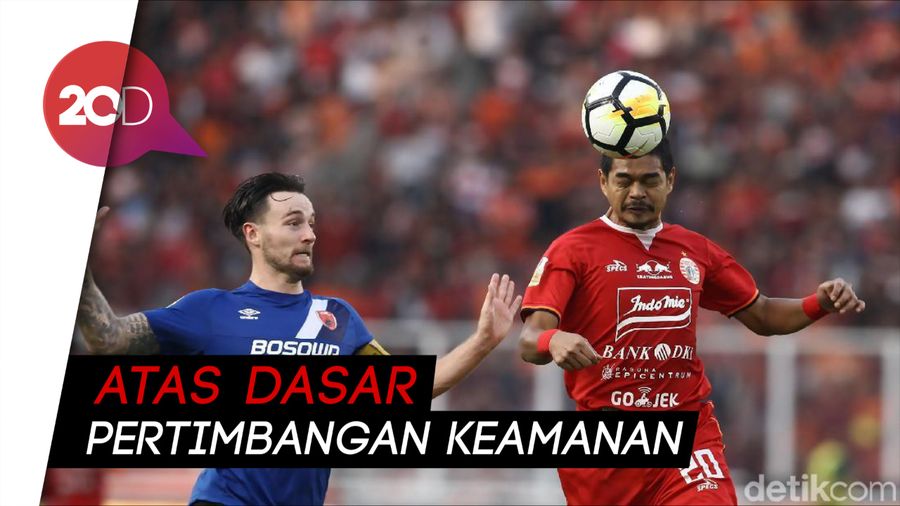 Suasana Stadion Saat Final PSM Vs Persija Ditunda