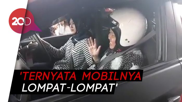 Wow! Risma Ikut Balapan di Sirkuit Gelora Bung Tomo