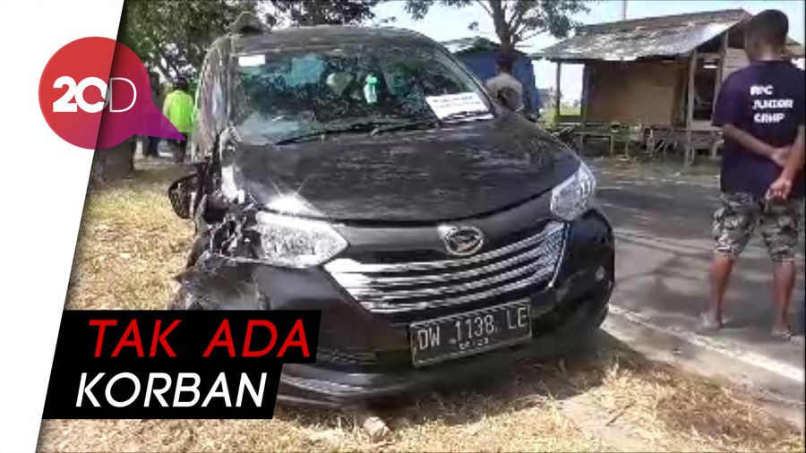 Mobil Calon Jamaah Haji Terlibat Kecelakaan di Trans Sulawesi