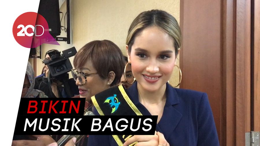 Serius Bermusik, Cinta Laura Ingin Buktikan Dirinya Mampu