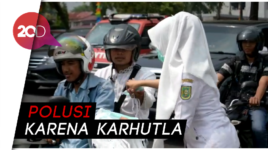 Pekanbaru Dikepung Asap, Masker Mulai Dibagikan