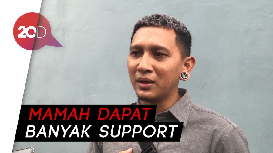 Rekan Artis Buat Konten YouTube Saat Jenguk Nunung, Anak: Nggak Masalah
