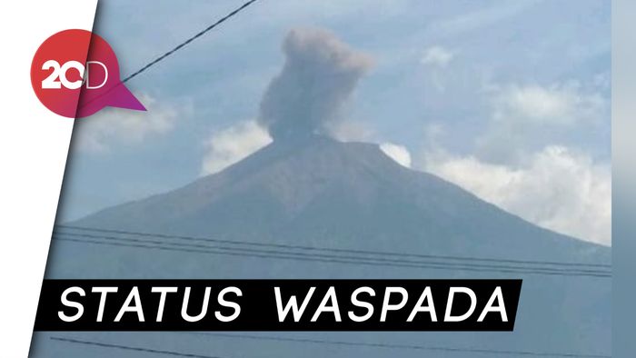 Gunung Kerinci Erupsi, Abu Vulkanik Capai 800 Meter