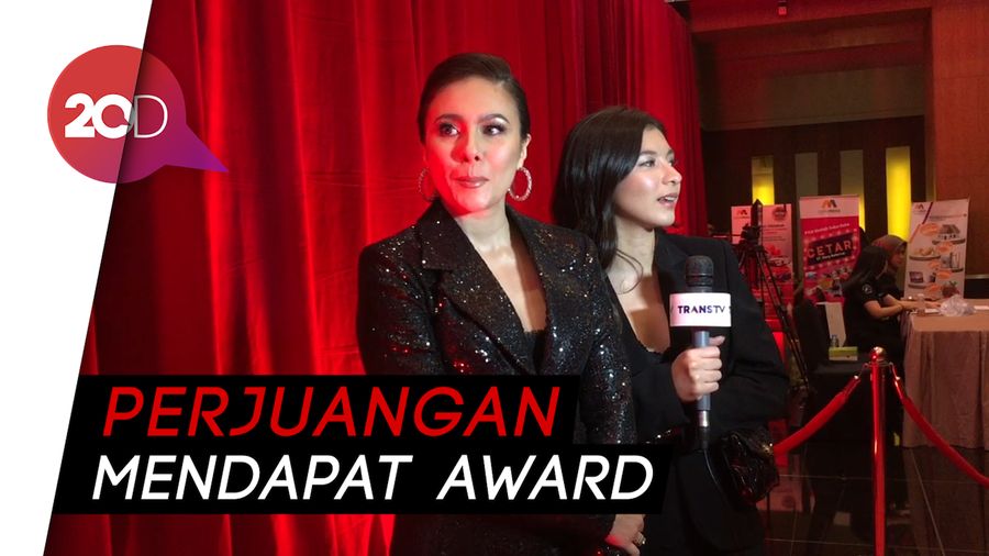 Uh! Glenn Alinskie dan Wulan Guritno Jadi Hot Mom dan Hot Dad