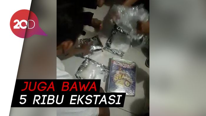2 Penumpang Kapal Tujuan Jakarta Tepergok Bawa 4 Kg Sabu di Bangka