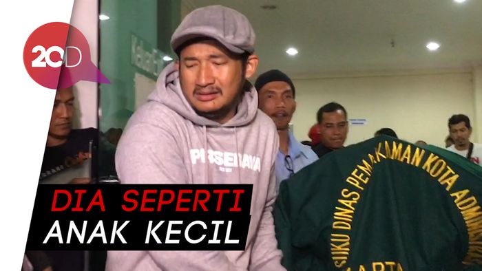 Tangis Sinyorita dan Isa Bajaj Kenang Agung Hercules