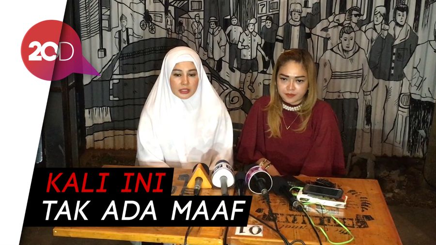 Termakan Janji Manis, Istri Paksa Sandy Tumiwa Talak Cerai