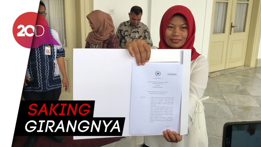 Baiq Nuril Ingin Keppres Amnesti Dibingkai Emas