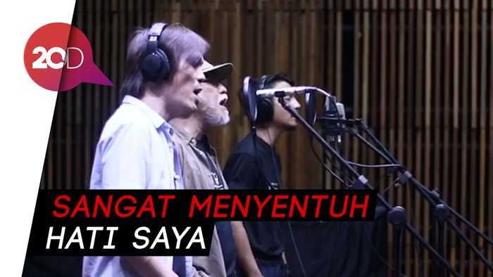 Pilih Iwan Fals Cs Nyanyi Ibu Pertiwi, Hanung: Mereka Legenda