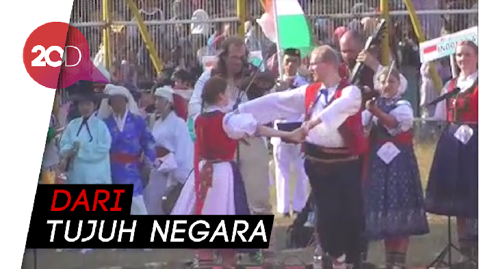 Polewali Mandar International Folk & Art Hadirkan Akulturasi Budaya