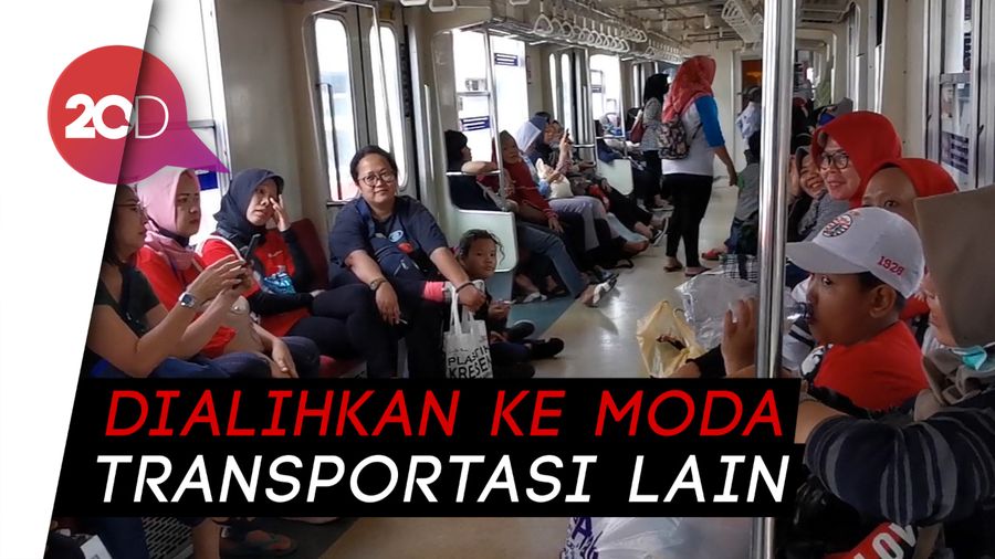 Mati Listrik, Penumpang KRL Tertahan di UI