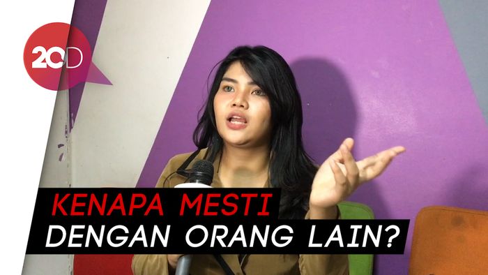 Diminta Elly Sugigi Nyanyi Bareng Lucinta dan Barbie, Ini Kata Meldi