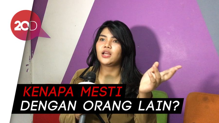 Diminta Elly Sugigi Nyanyi Bareng Lucinta dan Barbie, Ini Kata Meldi