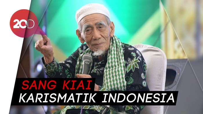 Duka dan Doa Netizen Iringi Kepergian Mbah Moen