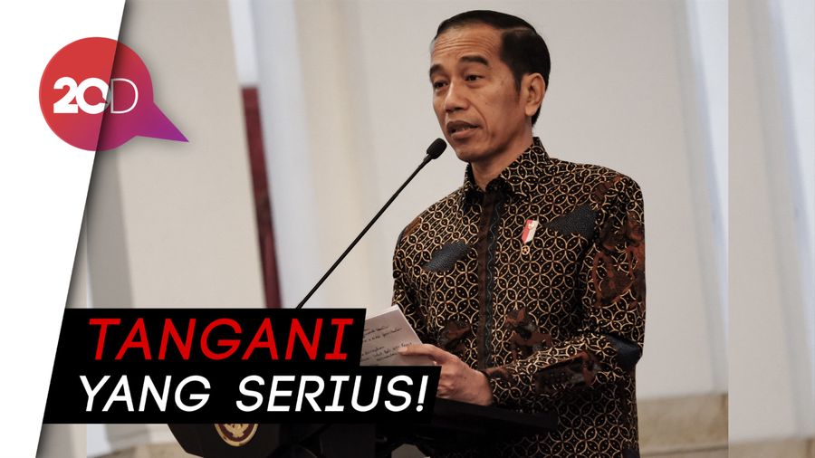  Jokowi Tebar Ancaman Copot Jabatan Aparat soal Karhutla