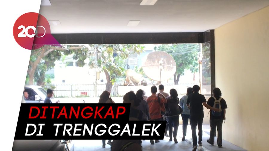 Polisi Ringkus Jaringan Pemasok Narkoba untuk Nunung