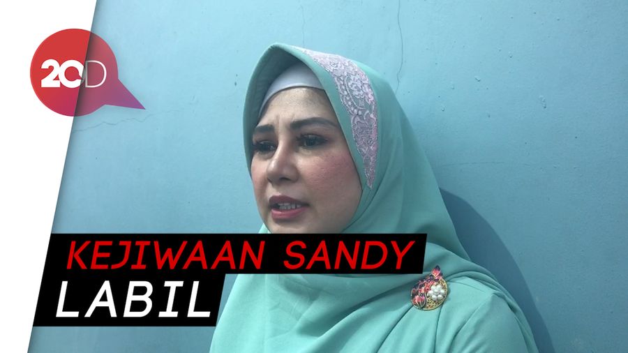Sebar Foto Buka Aurat, Alasan Vivi Paris Ingin Cerai dari Sandy Tumiwa