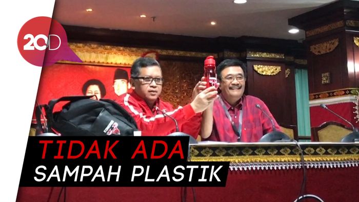 Biar Ramah Lingkungan, PDIP Pakai Tumbler di Kongres Bali