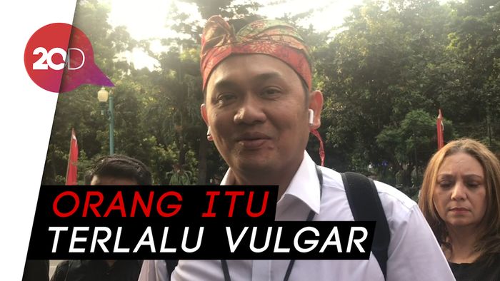 Ini Bukti yang Dibawa Farhat Abbas untuk Penjarakan Hotman Paris