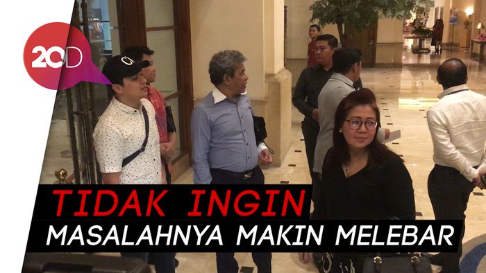 Kesetiaan Ibu Kriss Hatta yang Bikin Antony Hillenaar Legawa Memaafkan