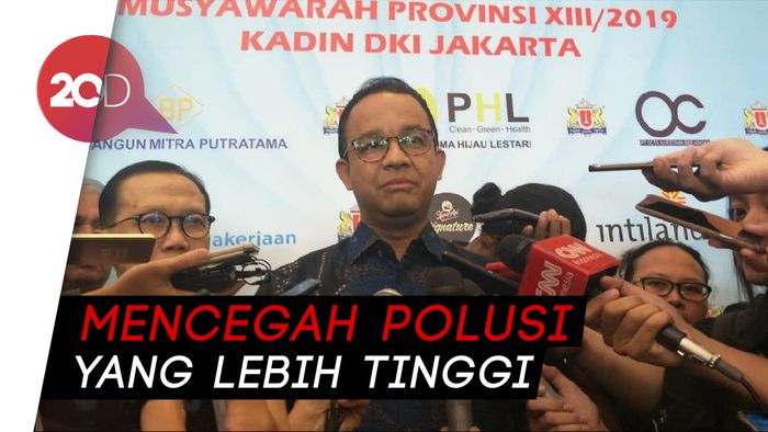 Anies Minta PLN Review Cerobong PLTU di Sekitar Jakarta