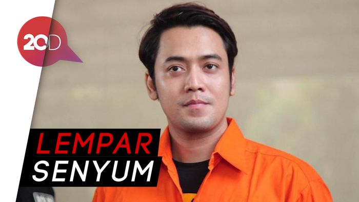 Kriss Hatta Tiba di Resmob dengan Wajah Tenang